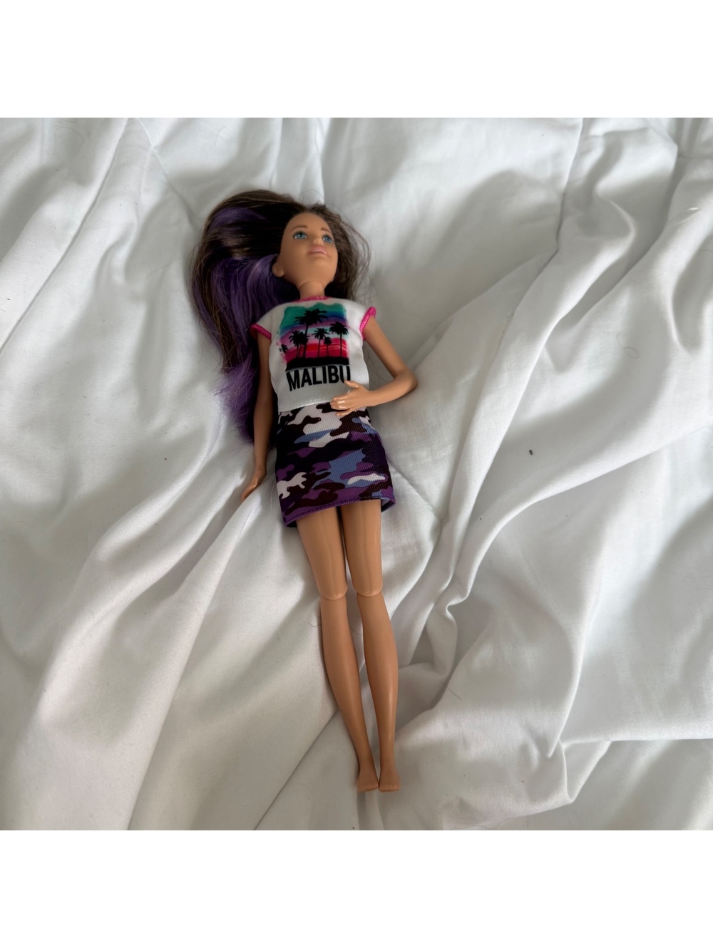 Modern Skipper Doll Brown Hair Purple Streak and Articulated Knees Malibu